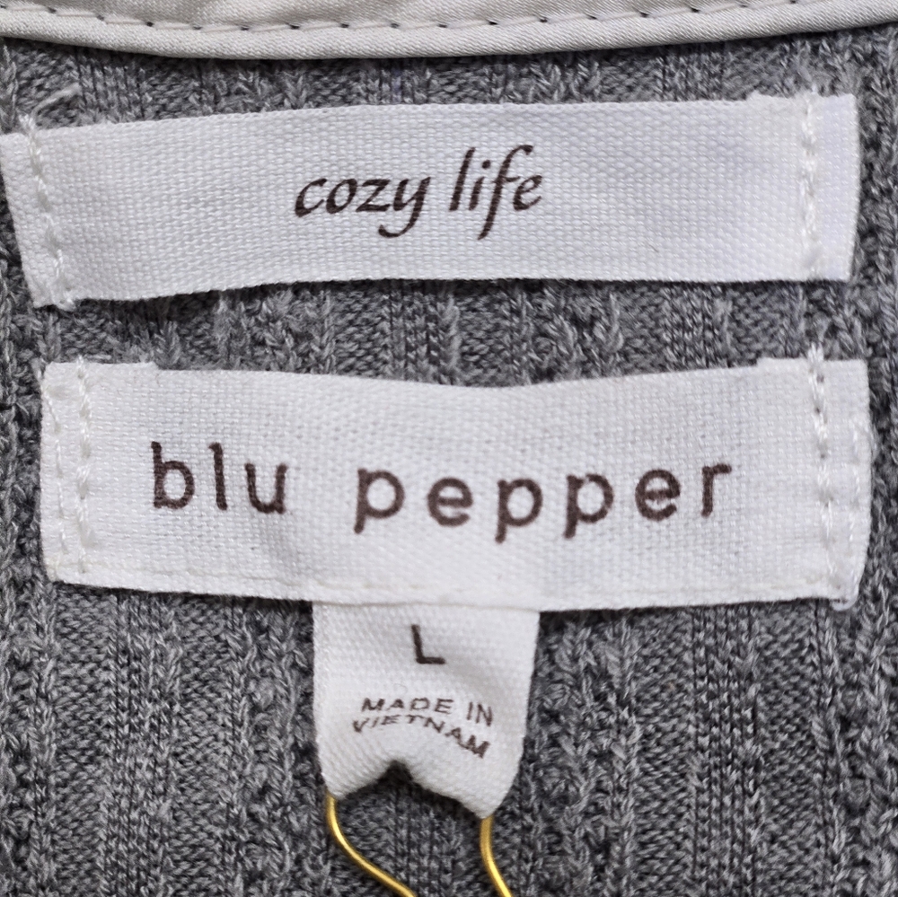 Blu Pepper Cozy Life Ribbed Gray Cardigan NWT. Size L - Picture 7 of 9